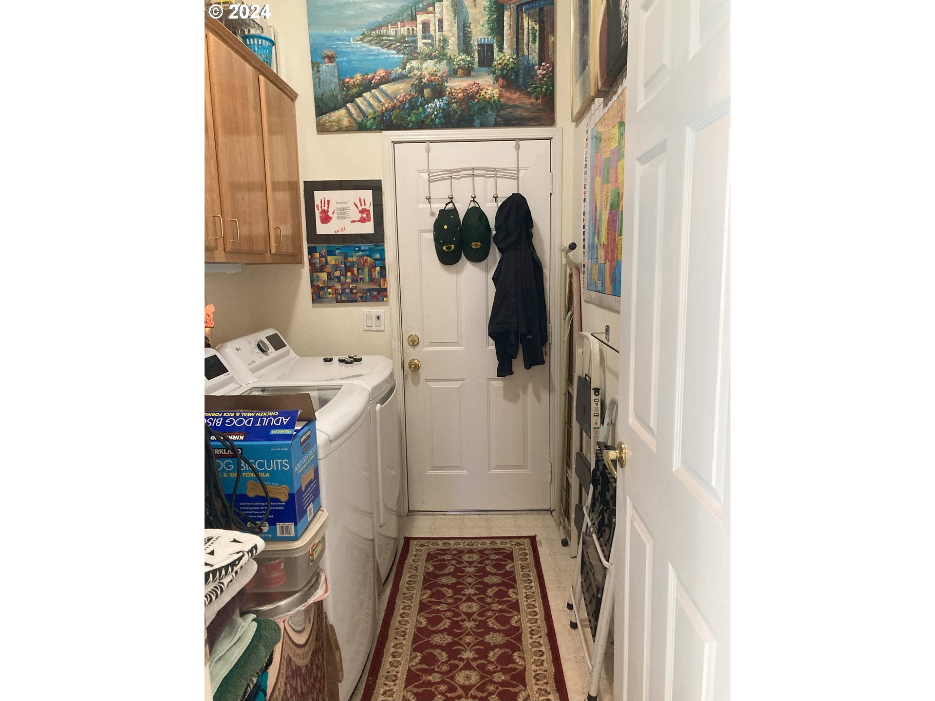 4055 Royal Avenue, Unit 25 Eugene, OR 97402 - Photo 23 of 42 a utility room with dryer and washer