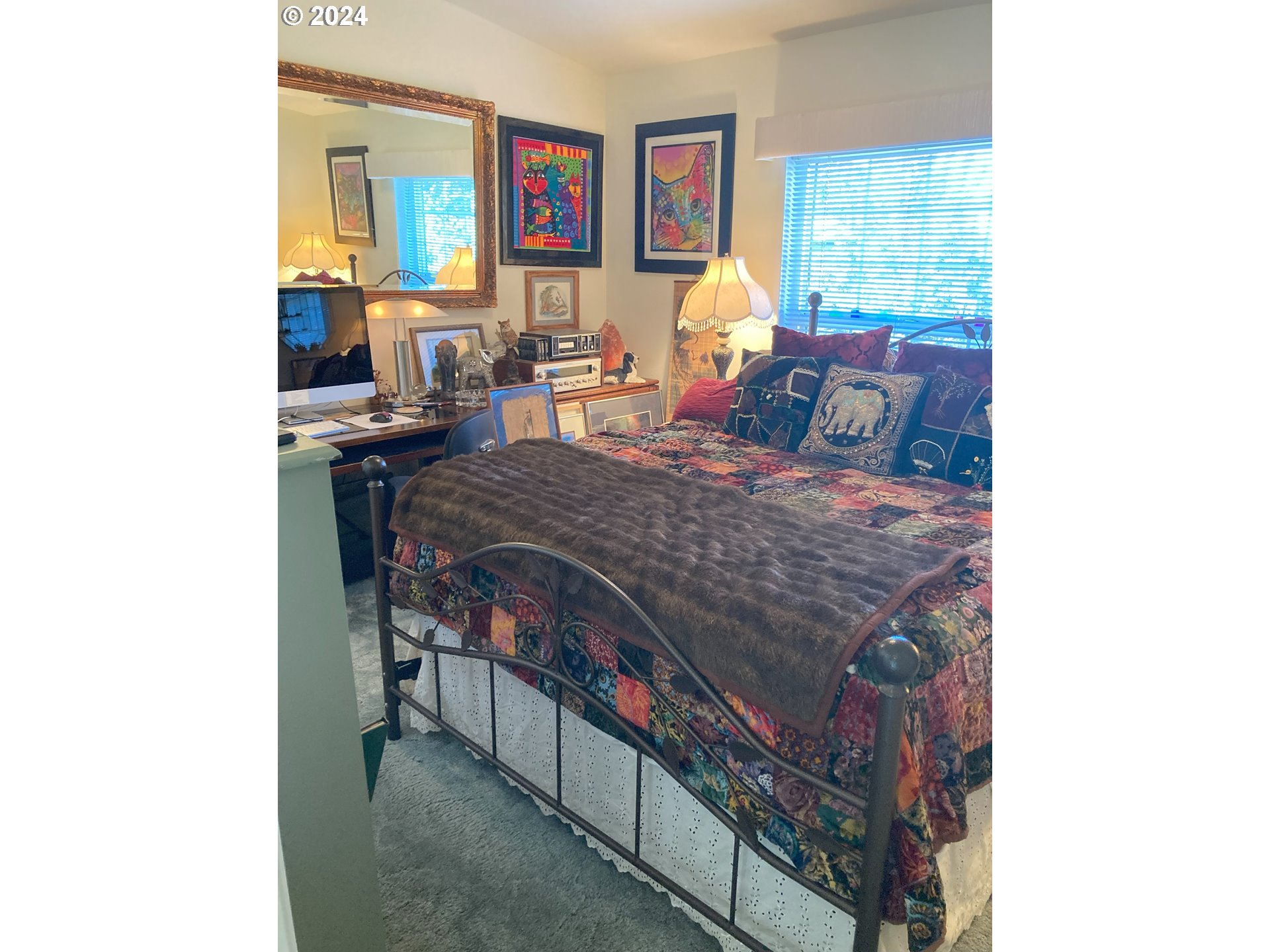 4055 Royal Avenue, Unit 25 Eugene, OR 97402 - Photo 25 of 42 a bed room with a bed and a chair