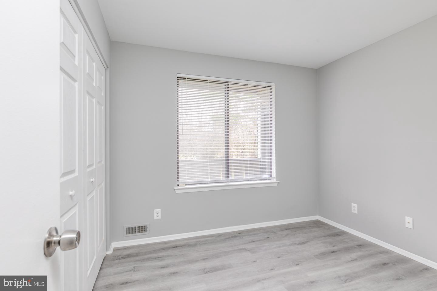 1803 The Woods Cherry Hill, NJ 08003 - Photo 18 of 24 Second bedroom