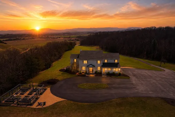 $1,275,000 | 635 Dam Town Road, Fort Defiance, VA 24437