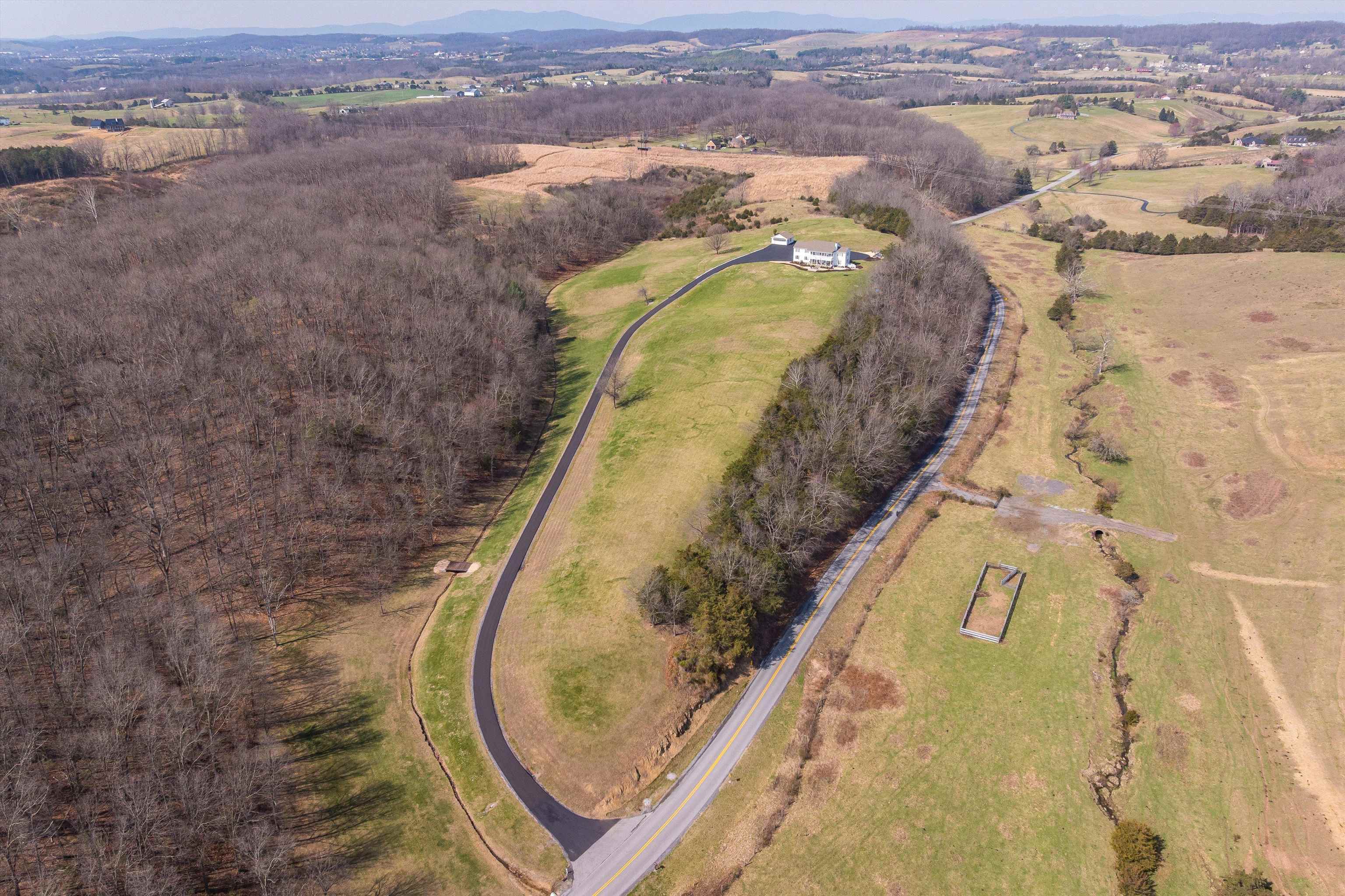 635 Dam Town Road Fort Defiance, VA 24437 - Photo 7 of 72