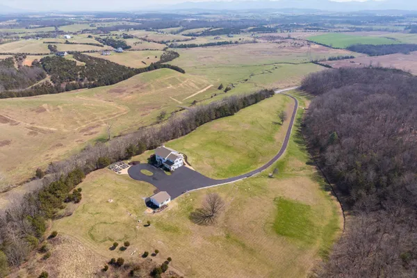 $1,275,000 | 635 Dam Town Road, Fort Defiance, VA 24437