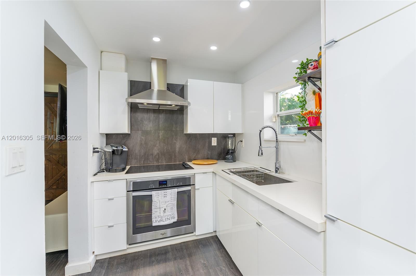 3610 Douglas Road, Unit 3610 Miami, FL 33133 - Photo 7 of 35