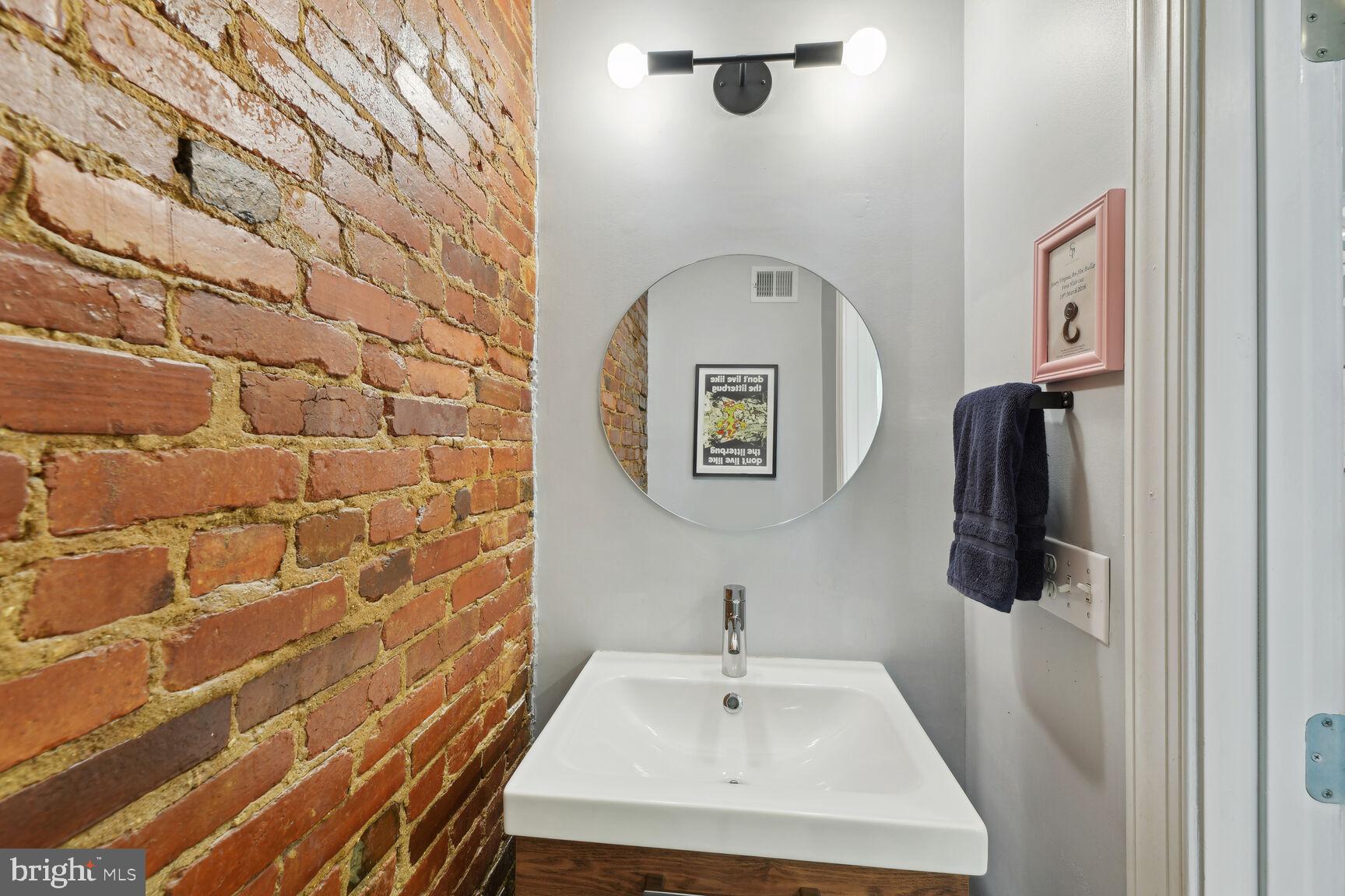 708 E Street Northeast Washington, DC 20002 - Photo 7 of 28 Half Bath with Bidet