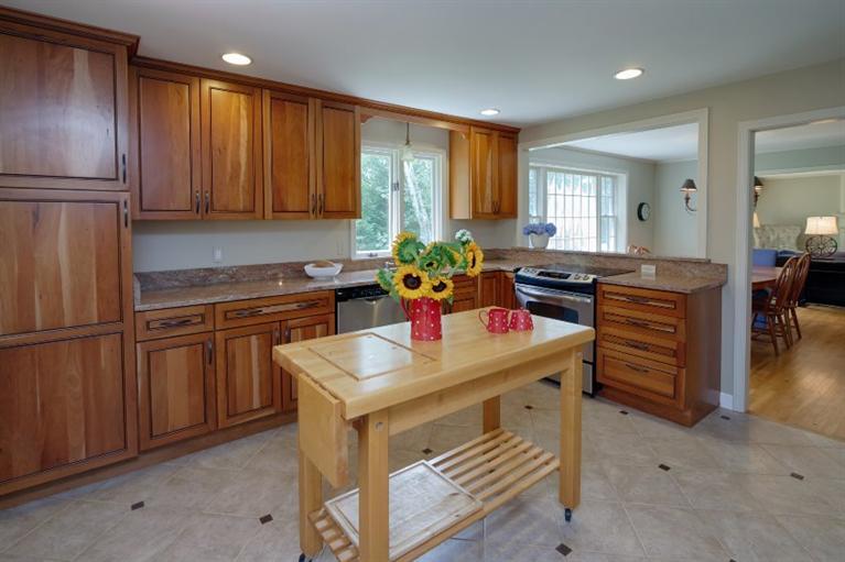 2 Volunteer Road East Sandwich, MA 02537 - Photo 3 of 26 Additional Photo