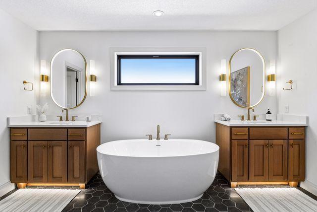 9591 Eagle Ridge Road Chanhassen, MN 55317 - Photo 35 of 58