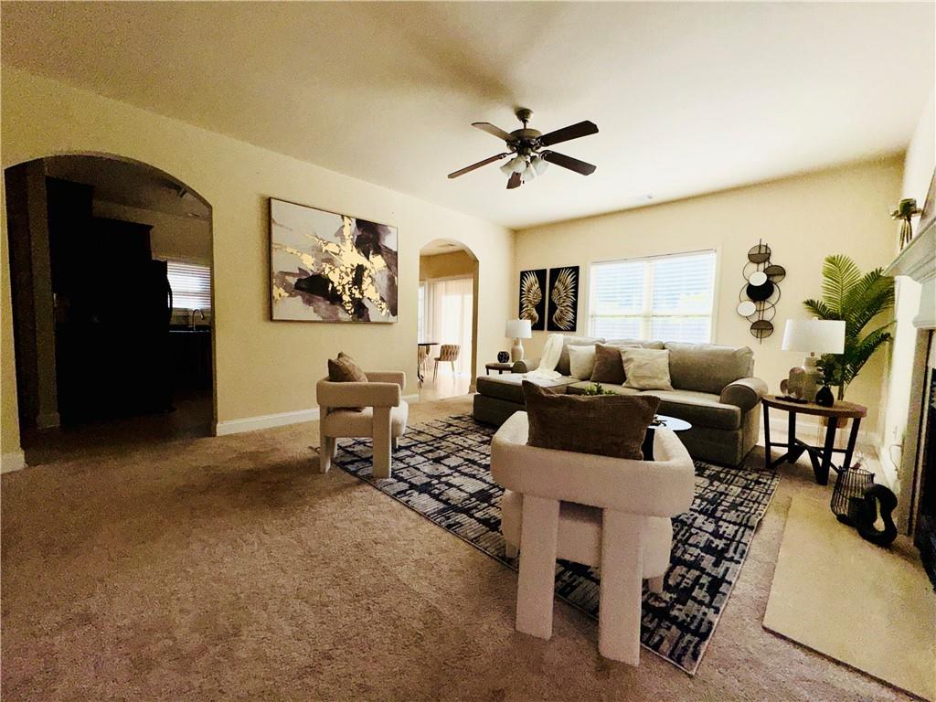 164 Thorncrest Court Tucker, GA 30084 - Photo 21 of 26 a living room with furniture