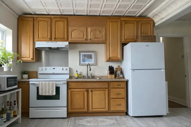 $1,775 | 103 Watkins Avenue, Unit 1, Middletown, NY 10940