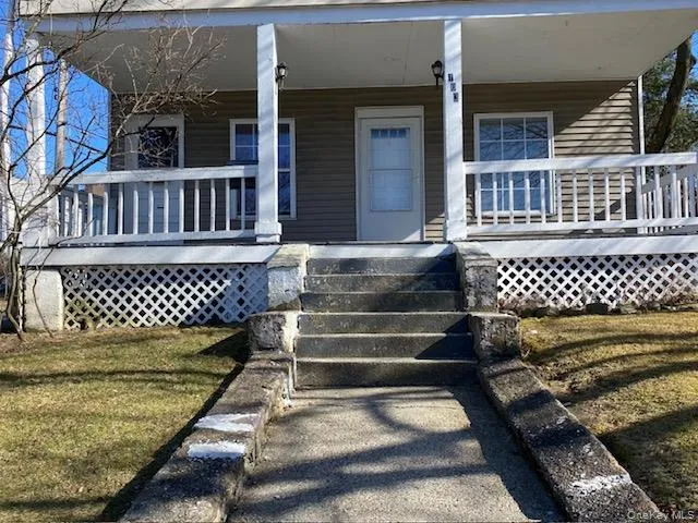 $1,775 | 103 Watkins Avenue, Unit 1, Middletown, NY 10940