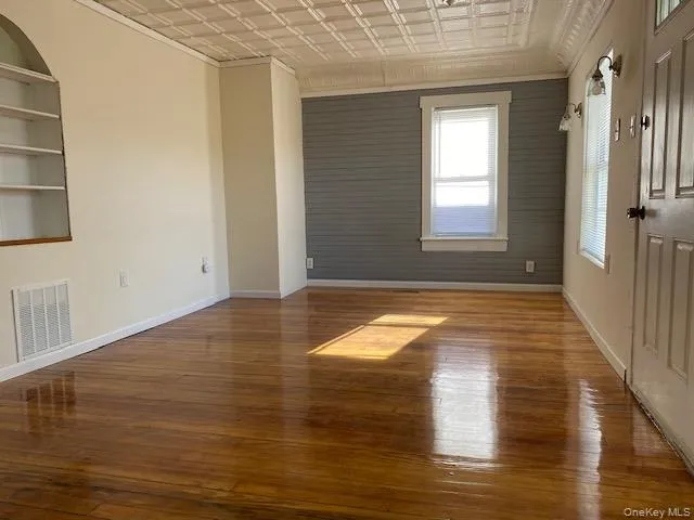 $1,775 | 103 Watkins Avenue, Unit 1, Middletown, NY 10940