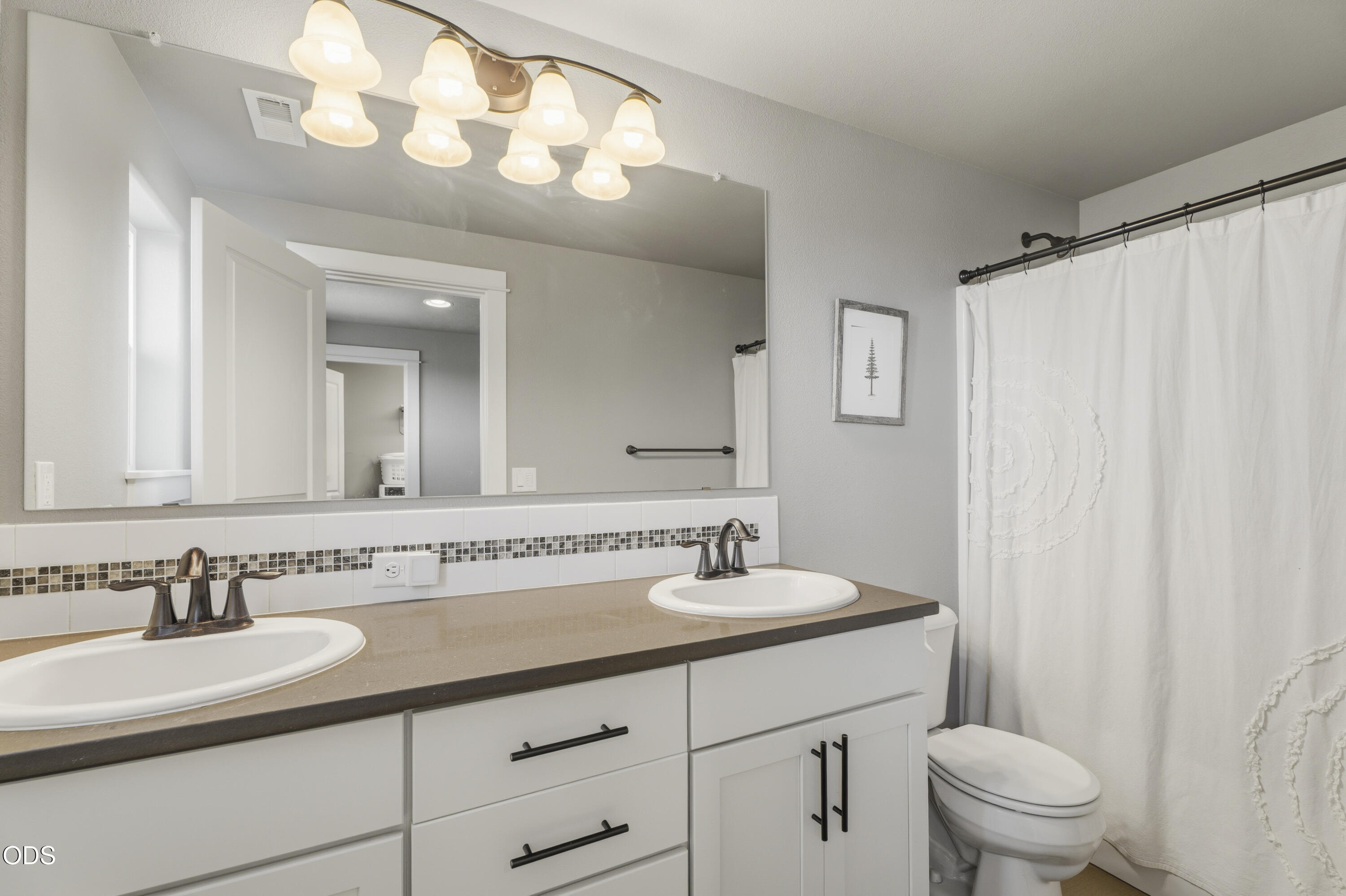 2859 Southwest 47th Street Redmond, OR 97756 - Photo 40 of 63