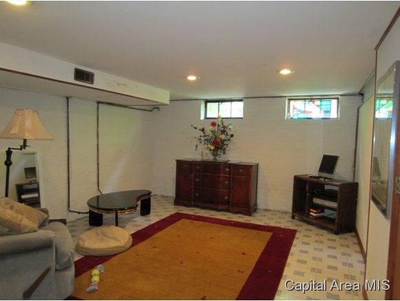 705 Williams Boulevard Springfield, IL 62704 - Photo 19 of 24 Gallery Image 19