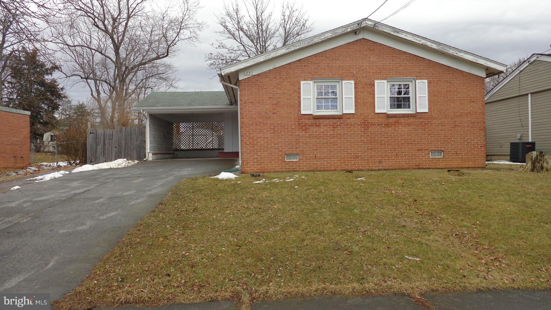232 Maple Street Winchester, VA 22601 - Photo 1 of 17 Exterior (Front)