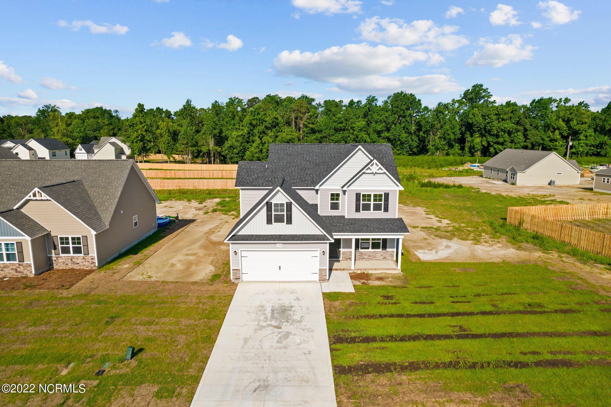 112 Cherry Ridge Court Richlands, NC 28574 - Photo 12 of 50 11-web-or-mls-DJI_0391