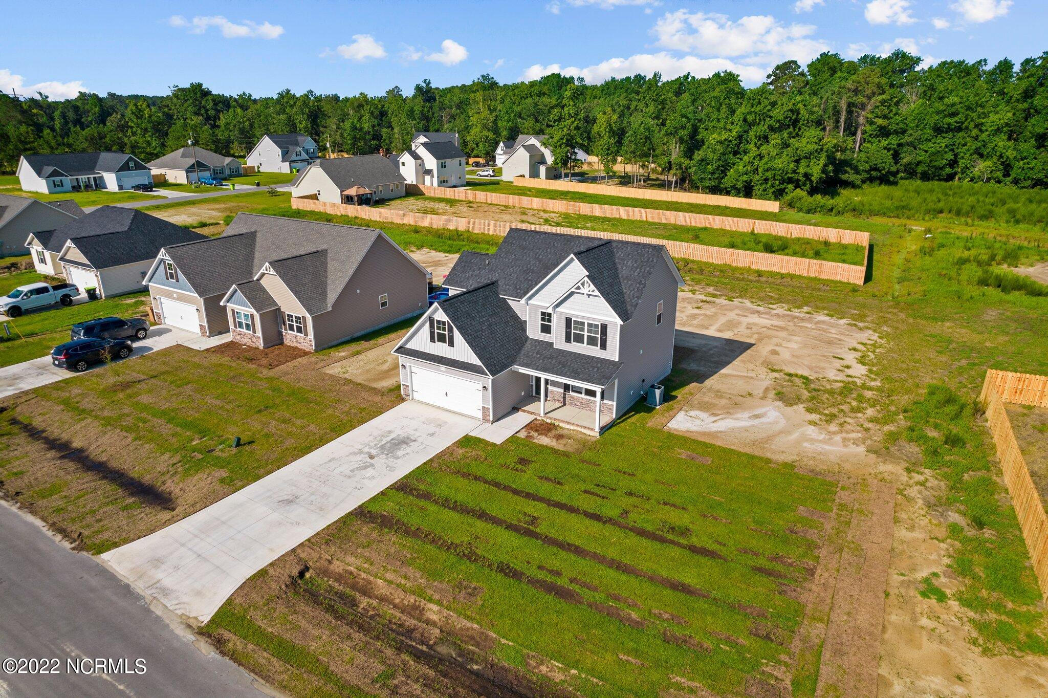 112 Cherry Ridge Court Richlands, NC 28574 - Photo 13 of 50 12-web-or-mls-DJI_0393