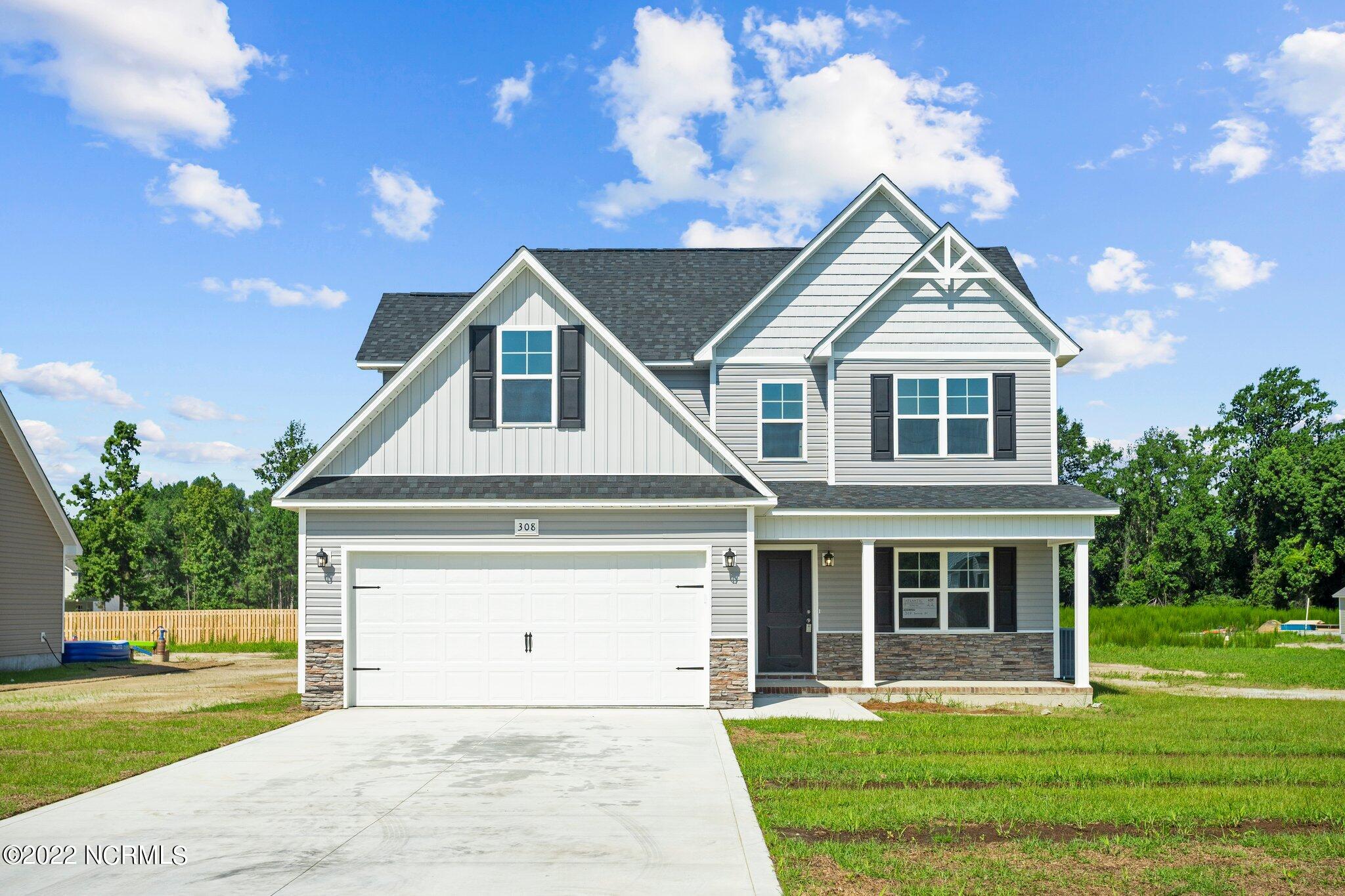 112 Cherry Ridge Court Richlands, NC 28574 - Photo 2 of 50 1-web-or-mls-DSC06324