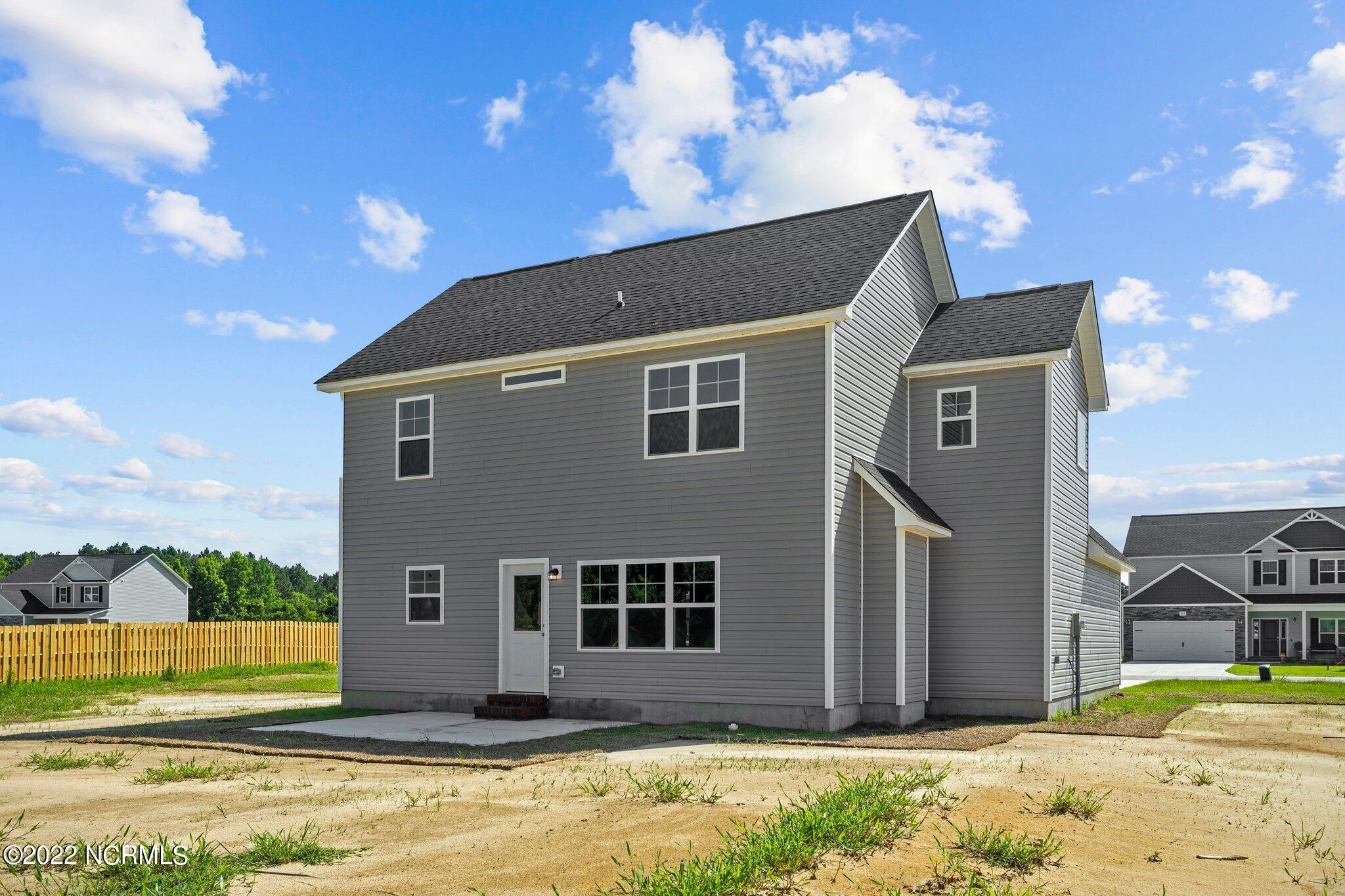 112 Cherry Ridge Court Richlands, NC 28574 - Photo 9 of 50 8-web-or-mls-DSC06331
