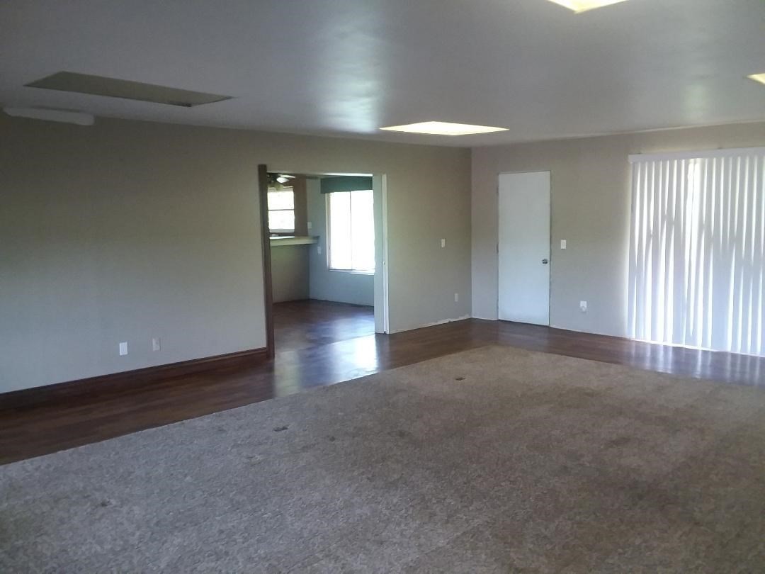 12240 Hill Road Goodrich, MI 48438 - Photo 5 of 8 21461967-4.JPG