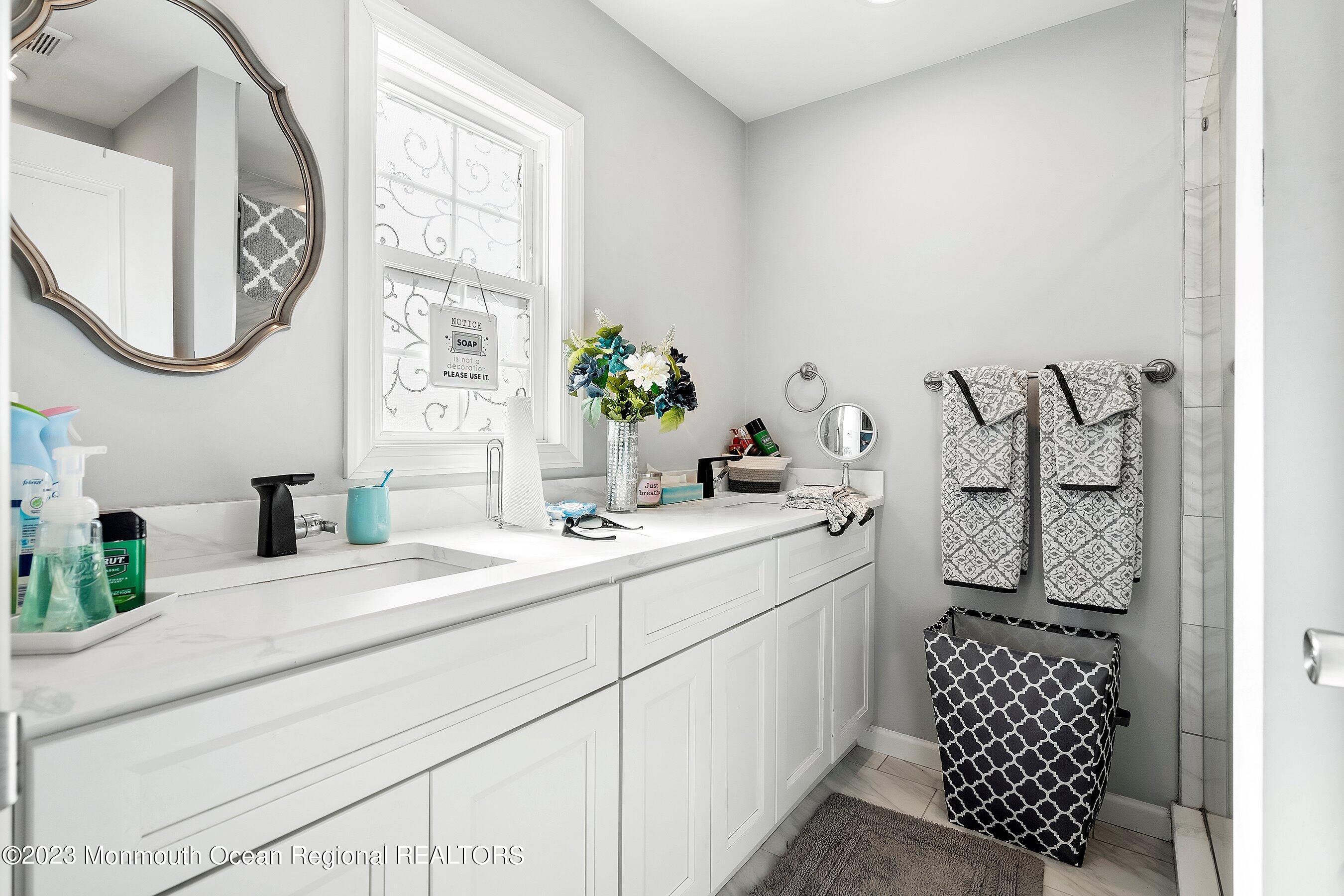 436 Applegate Avenue Toms River, NJ 08757 - Photo 15 of 23 16-Bath 2A