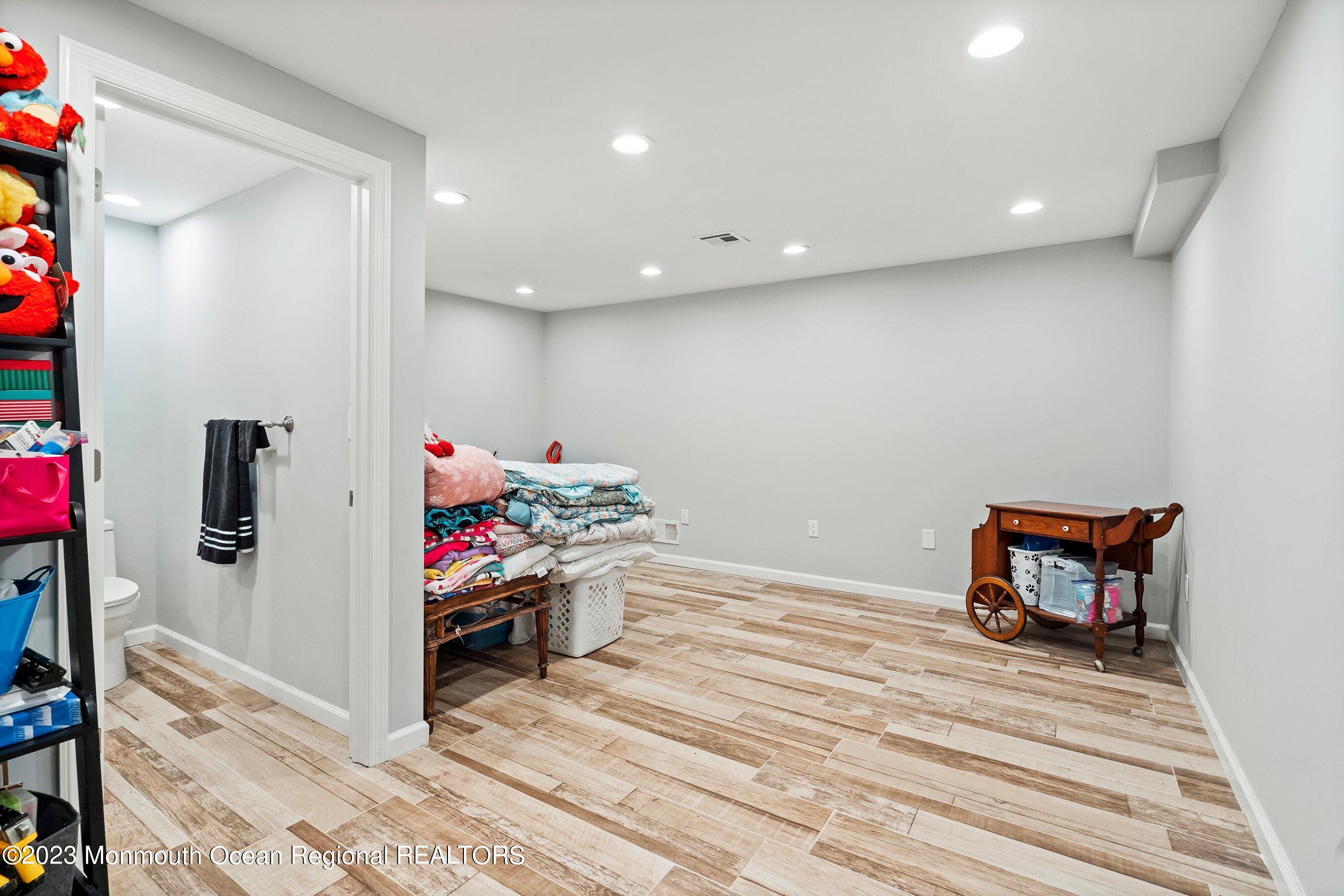 436 Applegate Avenue Toms River, NJ 08757 - Photo 19 of 23 20-Basement 1C