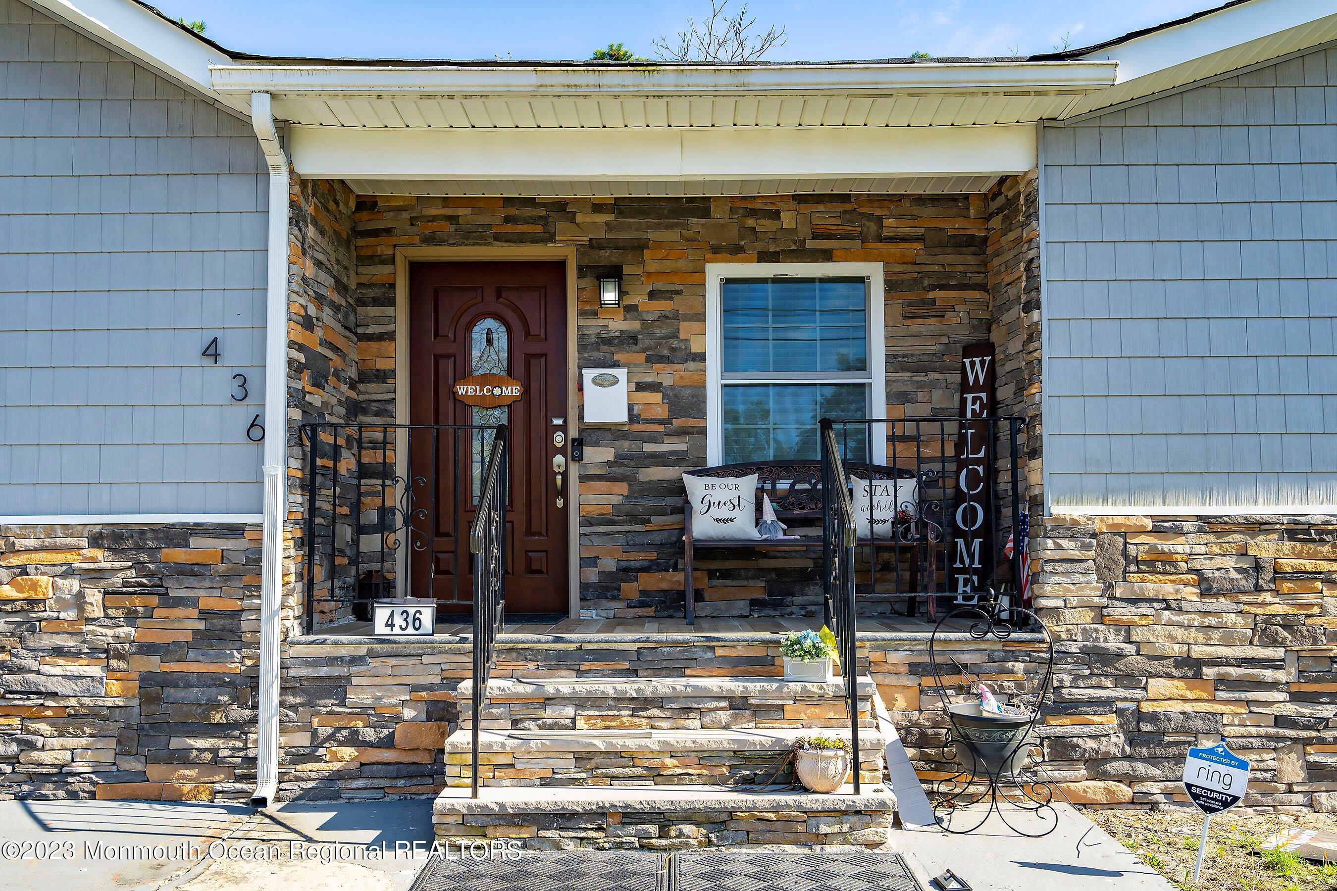 436 Applegate Avenue Toms River, NJ 08757 - Photo 3 of 23 03-Front Entry 1