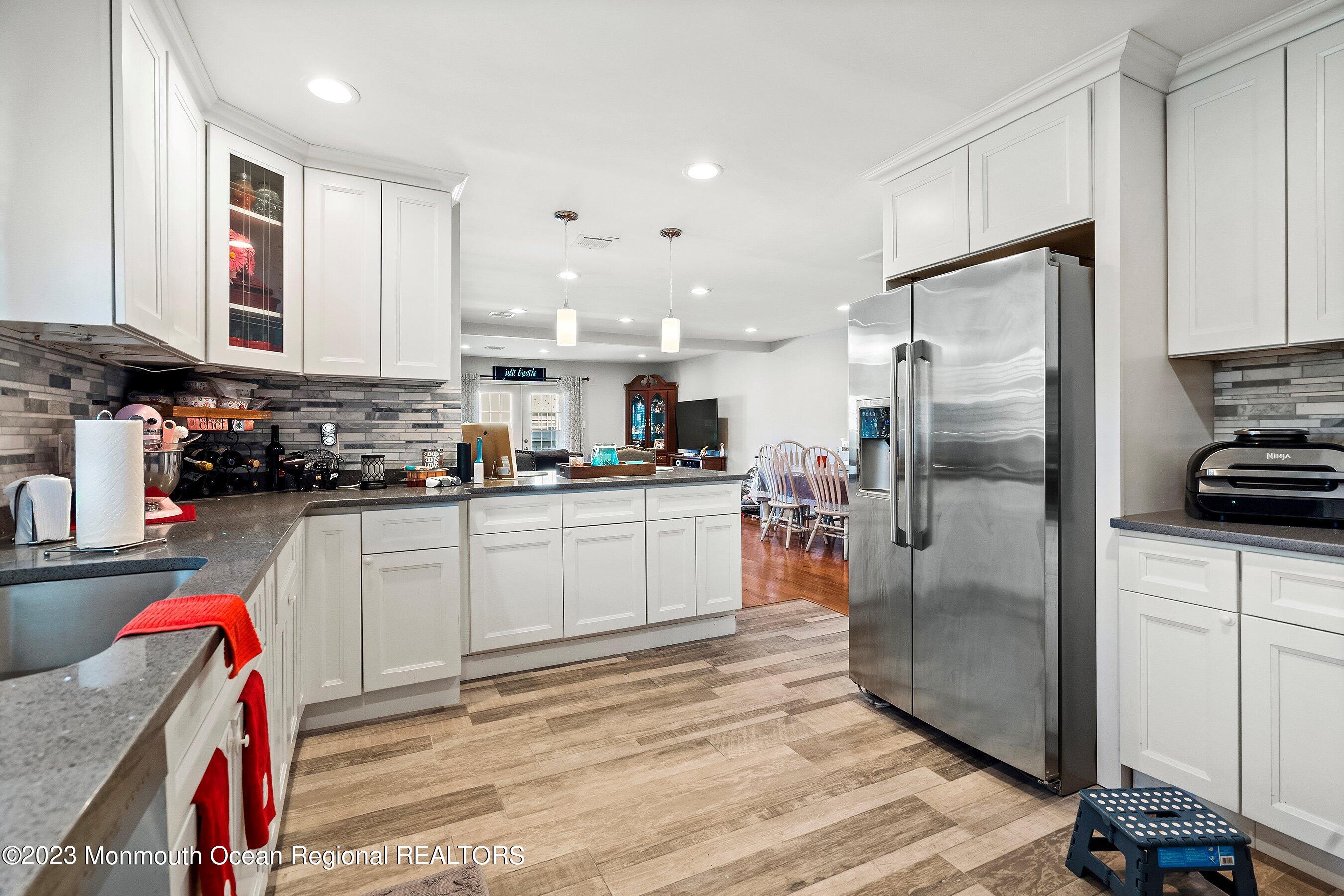 436 Applegate Avenue Toms River, NJ 08757 - Photo 10 of 23 10-Kitchen 1D
