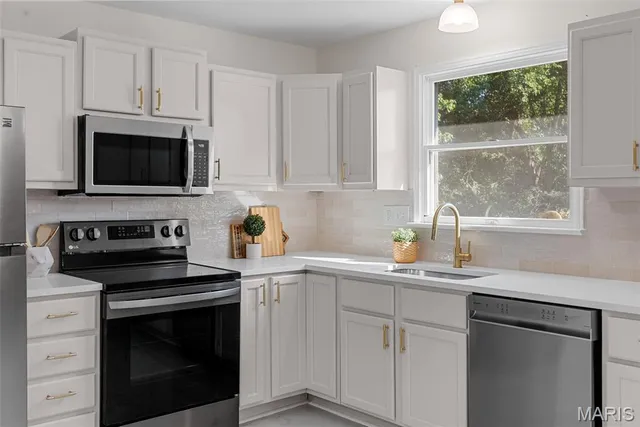 $269,900 | 4424 Cloverbrook Drive, Black Jack, MO 63033