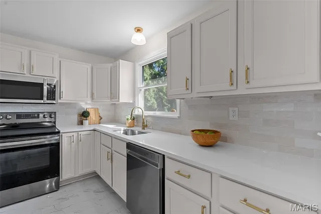 $269,900 | 4424 Cloverbrook Drive, Black Jack, MO 63033