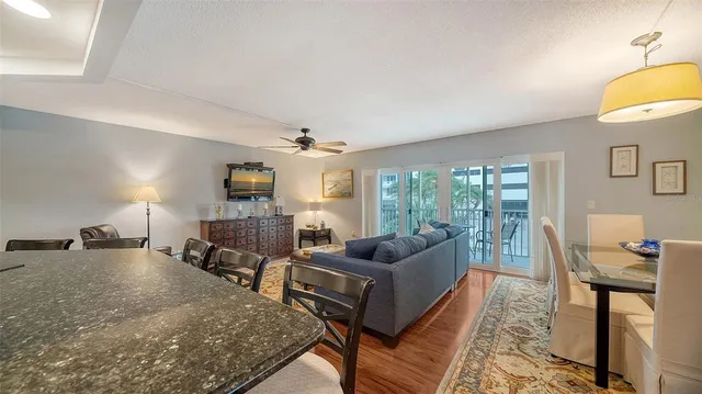 $929,000 | 800 Benjamin Franklin Drive, Unit 202, Sarasota, FL 34236
