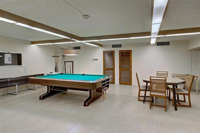 $929,000 | 800 Benjamin Franklin Drive, Unit 202, Sarasota, FL 34236