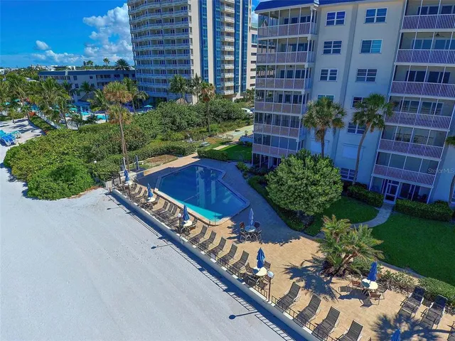 $929,000 | 800 Benjamin Franklin Drive, Unit 202, Sarasota, FL 34236