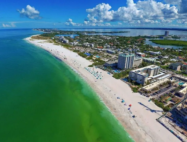 $929,000 | 800 Benjamin Franklin Drive, Unit 202, Sarasota, FL 34236