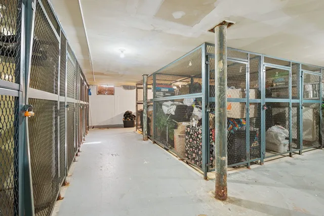 $154,900 | 11551 South Western Avenue, Unit C4C, Chicago, IL 60643