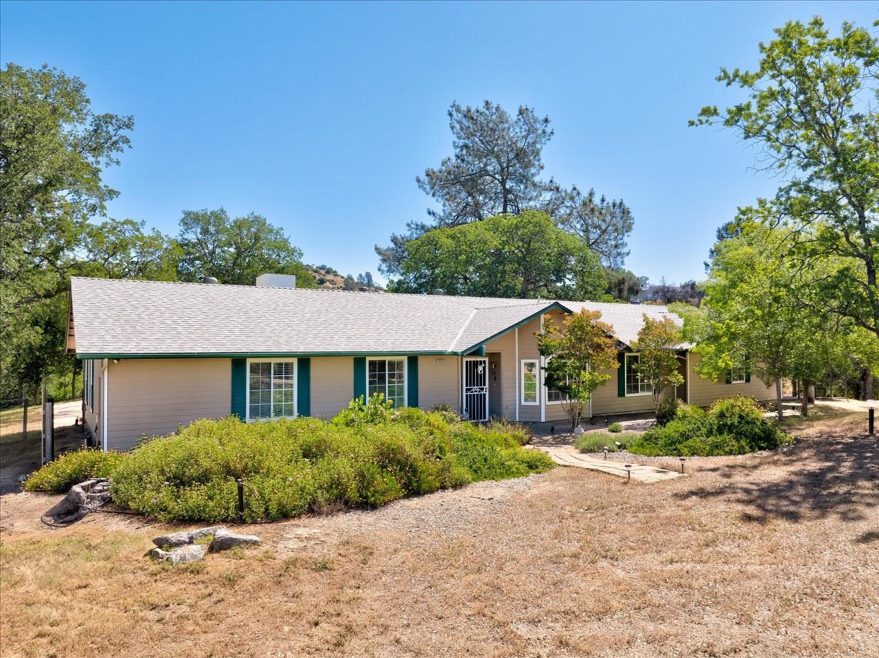 44358 Trabuco Road Coarsegold, CA 93614 - Photo 5 of 64 Gallery Image 5