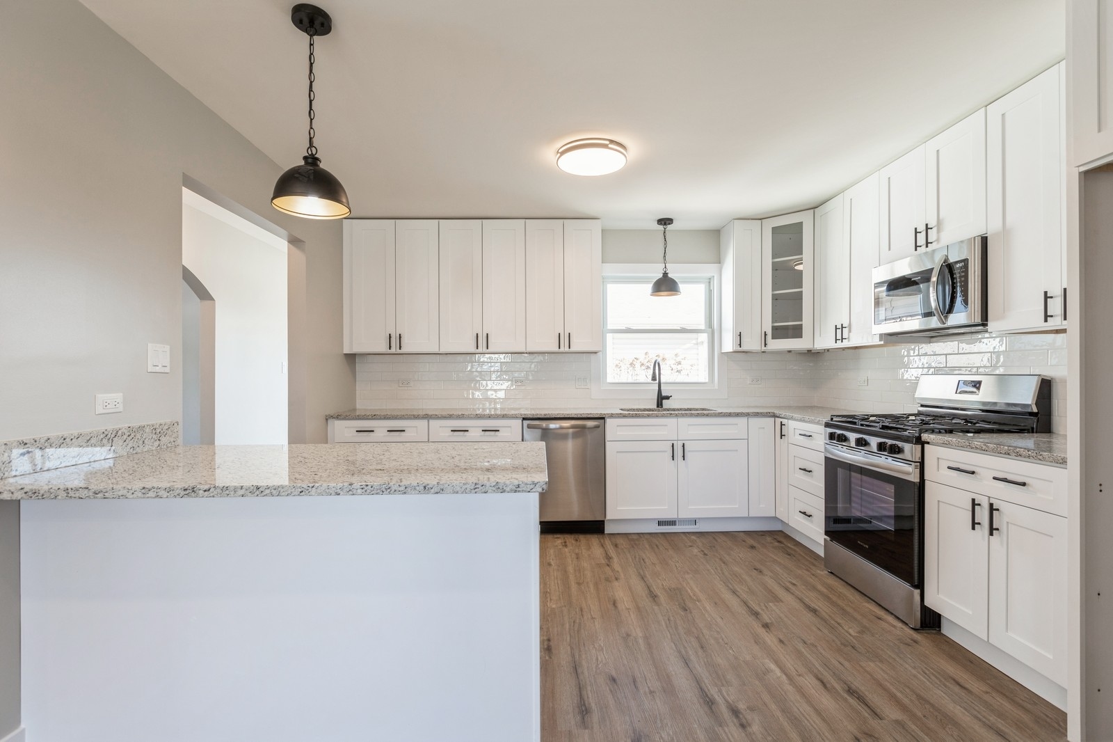 24604 West Miller Road Barrington, IL 60010 - Photo 8 of 21 Gallery Image 8
