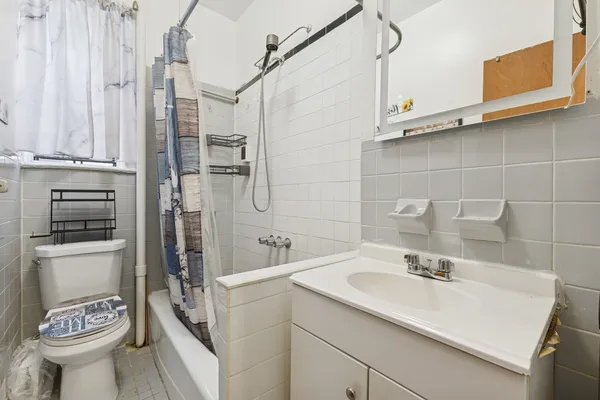 $280,000 | 1551 Park Place, Unit 2D | Weeksville