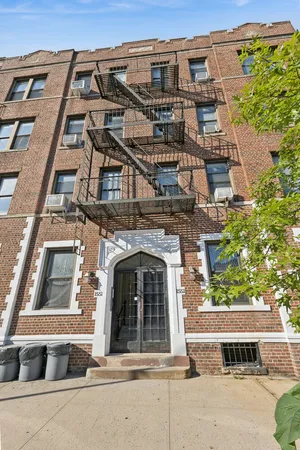 $280,000 | 1551 Park Place, Unit 2D | Weeksville