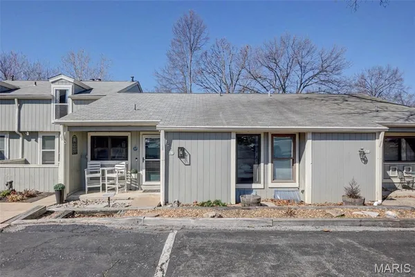 $219,000 | 75 Schooner Lane, Unit 5, Lake St. Louis, MO 63367