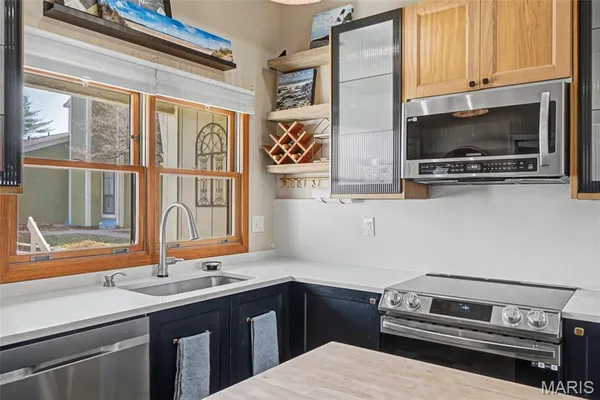 $219,000 | 75 Schooner Lane, Unit 5, Lake St. Louis, MO 63367