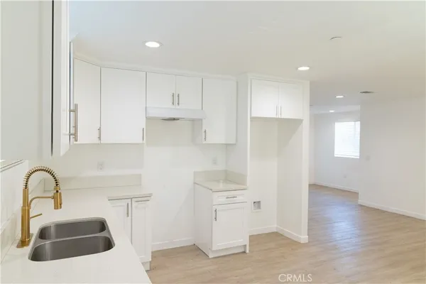 $4,000 | 9312 Pace Avenue, Los Angeles, CA 90002