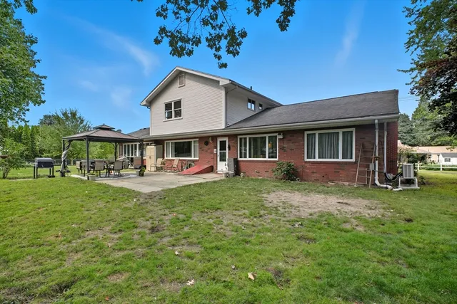 a view of outdoor space yard deck and patio