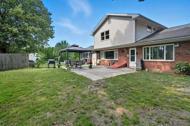 $475,000 | 320 Fairview Avenue, Chicopee, MA 01013