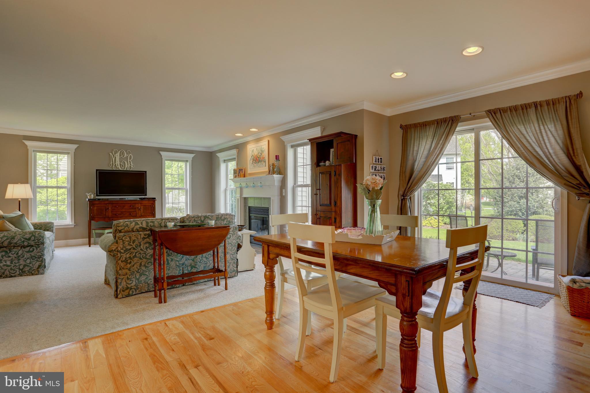 325 Chandlers Way Lititz, PA 17543 - Photo 15 of 50 Breakfast Room