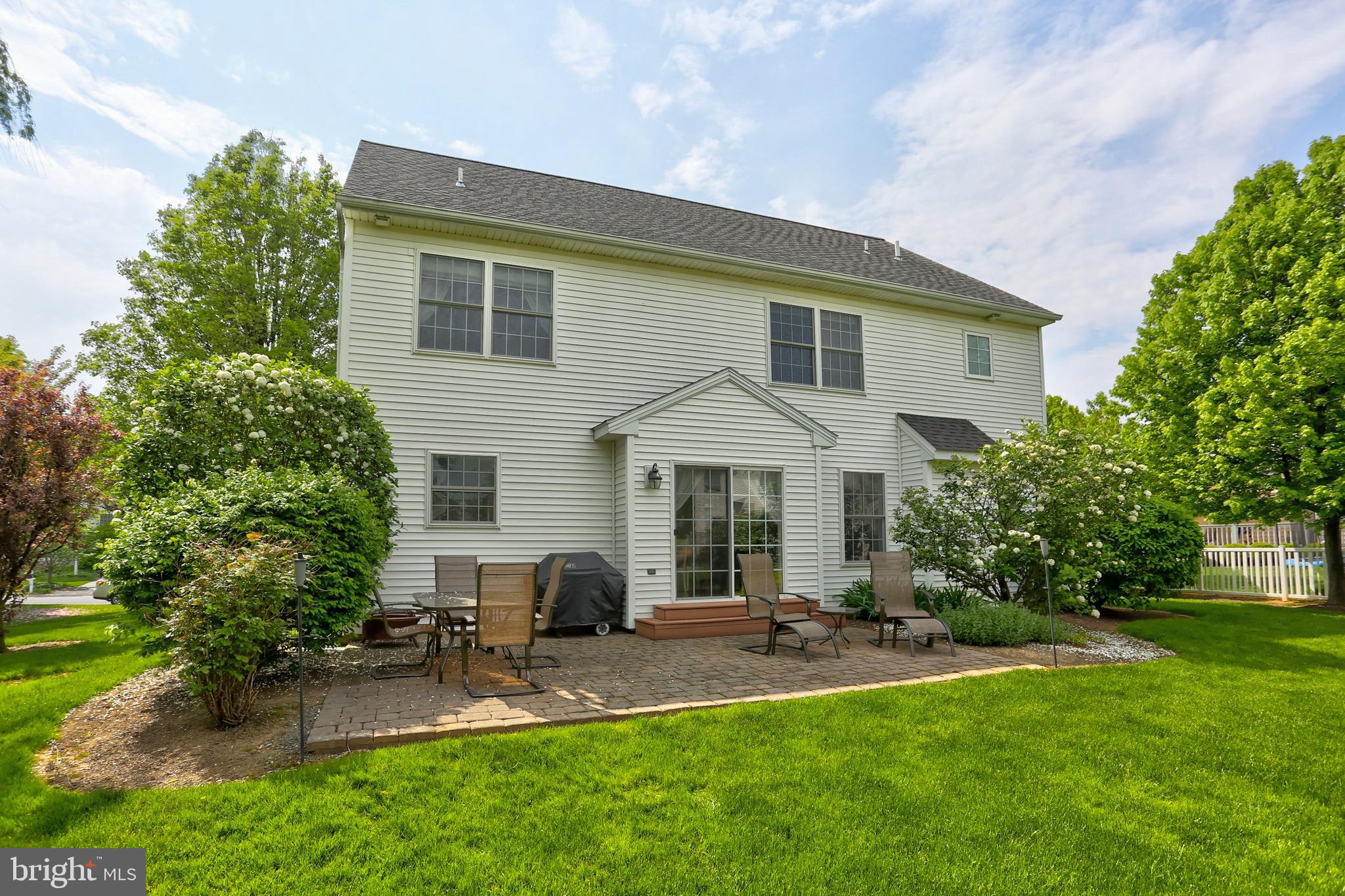 325 Chandlers Way Lititz, PA 17543 - Photo 41 of 50 Rear View