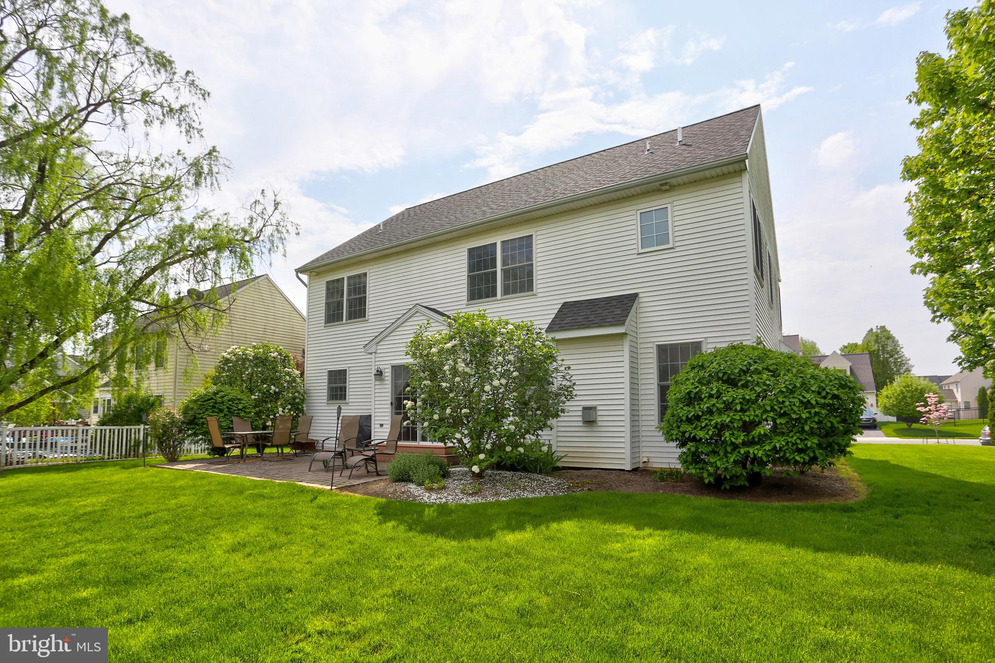 325 Chandlers Way Lititz, PA 17543 - Photo 42 of 50 Rear View