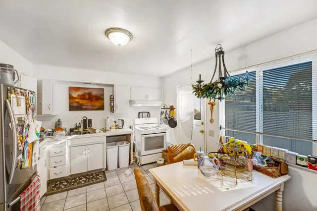 $1,275,000 | 609 Congress Avenue, Pacific Grove, CA 93950