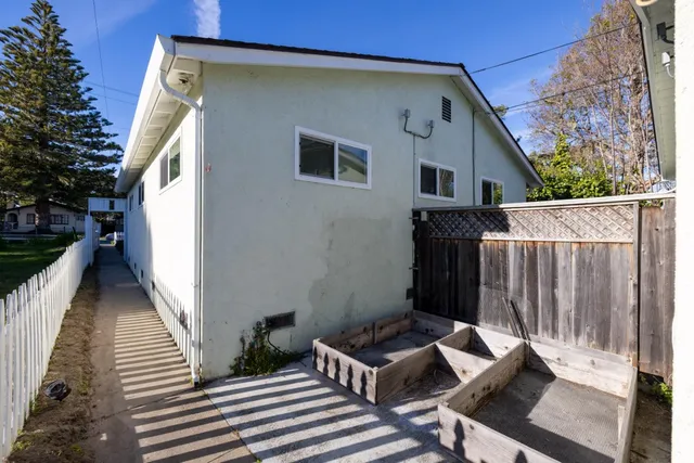 $1,275,000 | 609 Congress Avenue, Pacific Grove, CA 93950