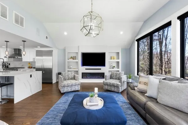 $2,399,999 | 901 Randolph Avenue, Milton, MA 02186