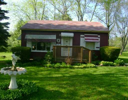 96 Duff Road Pittsburgh, PA 15235 - Photo 1 of 6 Exterior Front.