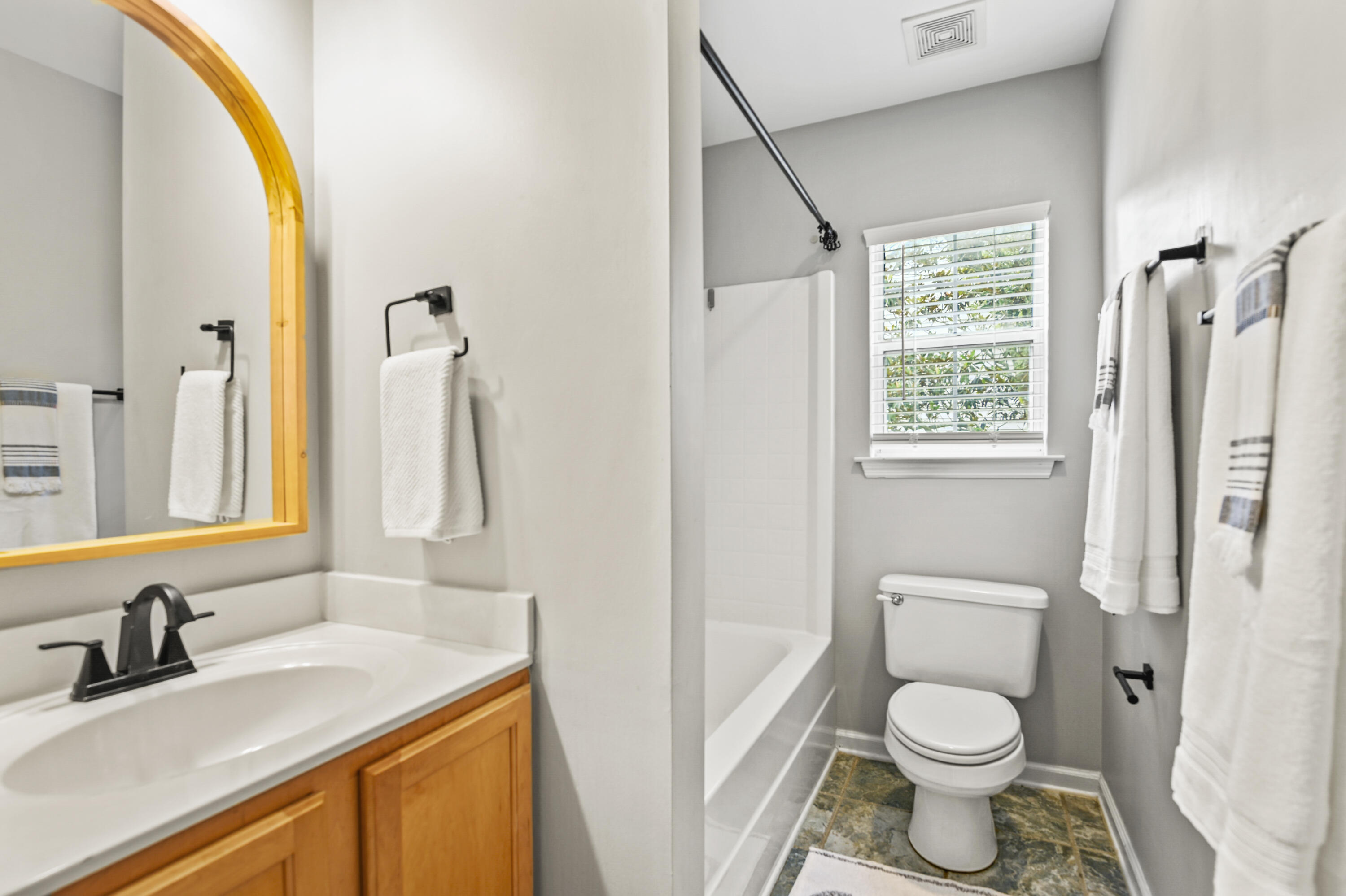 2148 Andover Way Mount Pleasant, SC 29466 - Photo 16 of 35 2148 Andover Wy CC (10)